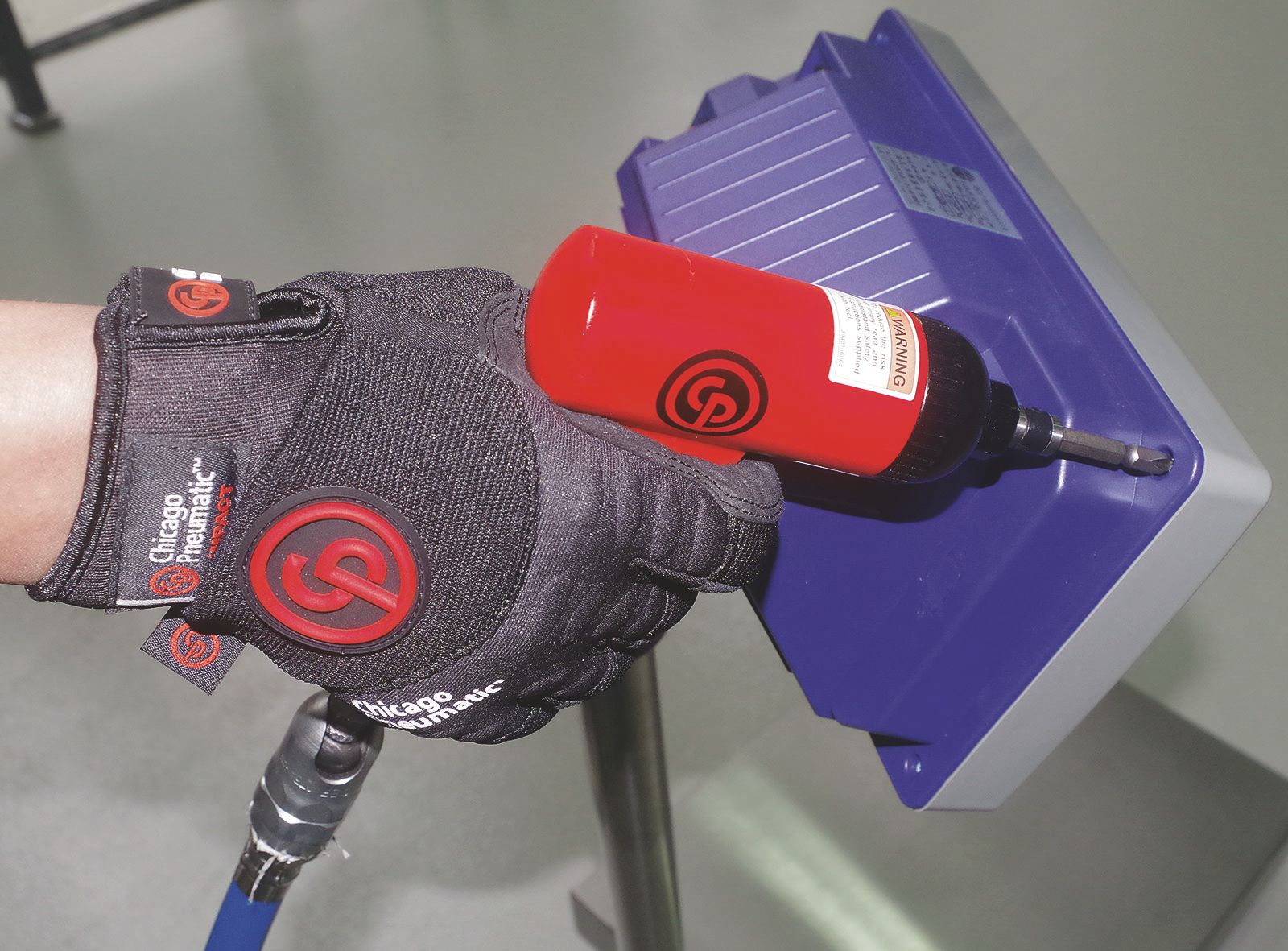 CP2141 Series - Impact Screwdrivers product photo